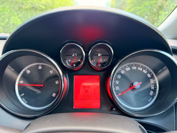 Opel Astra 2011 Diesel 387689151