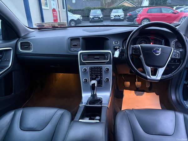 2017 Volvo S60 387690209