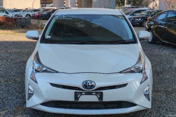 172- Toyota Prius 1.8 Petrol Hybrid 387690947