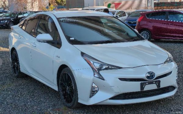 172- Toyota Prius 1.8 Petrol Hybrid 387690951