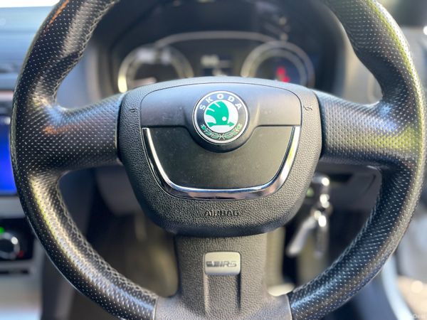 11 Skoda Octavia VRS 2.0 TDI 387602493