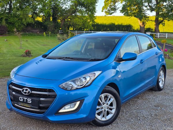 Hyundai i30 2016 387621725