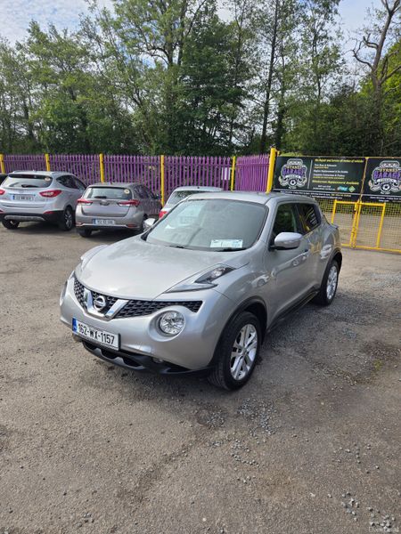 Like New Low Mileage Nissan Juke 387622149