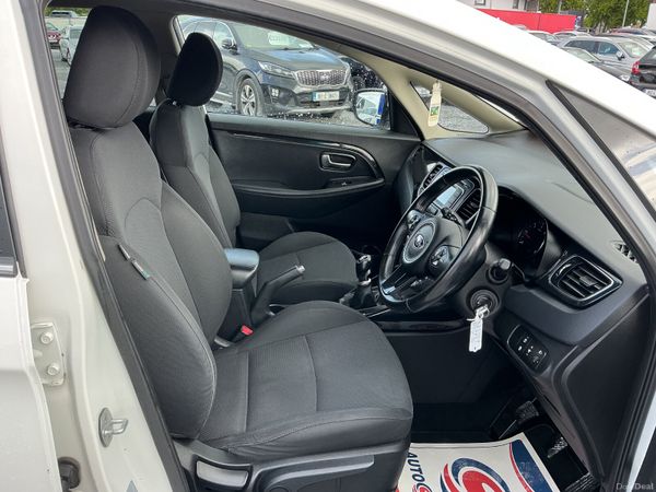 2016 KIA CARENS SEVEN SEATER ONLY 150,000 KMS 387749127