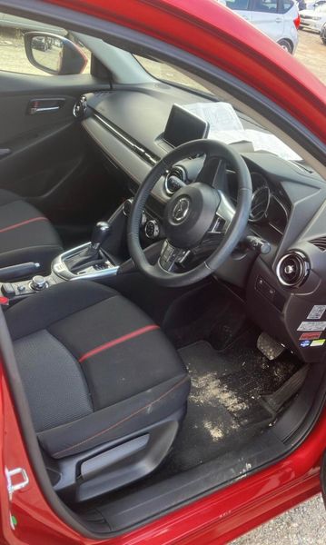 2016 Mazda Demio(mazda3) 1.3 Petrol Automatic 387775883