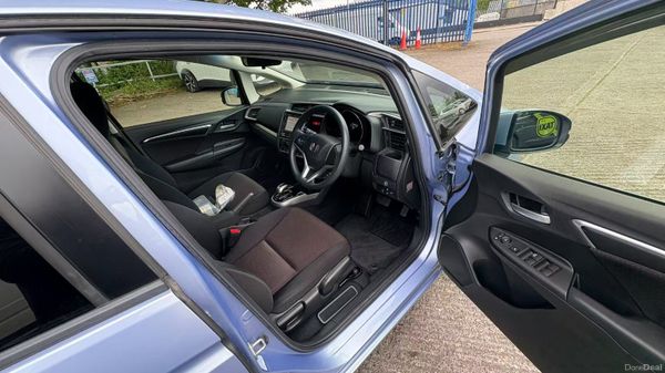 Honda Fit 1.5 Hybrid Petrol 2016 387707459