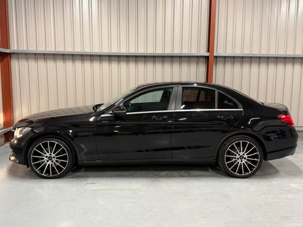 2017 Mercedes-Benz C220D 387713151