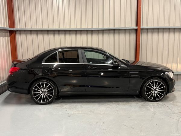 2017 Mercedes-Benz C220D 387713175