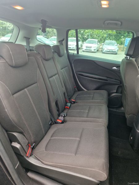 Vauxhall Zafira Tourer 7 Seater 2016 387718737