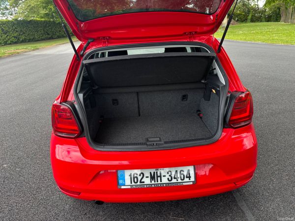 Volkswagen Polo 2016 387728947