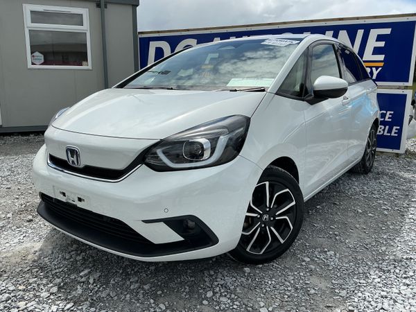2022 HONDA FIT 1.5 PETROL HYBRID AUTO LOW KMS 387732519
