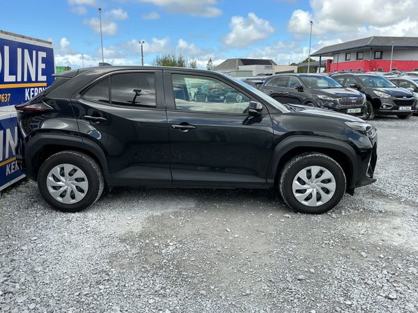 2025 TOYOTA YARIS CROSS 1.5 PETROL AUTOMATIC 387735647