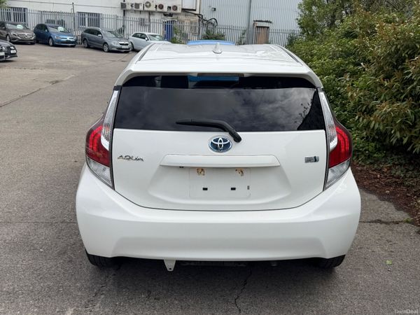 Toyota Aqua 2015 Hybrid 387844819