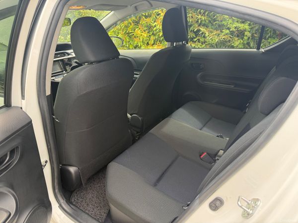 Toyota Aqua 2015 Hybrid 387844823
