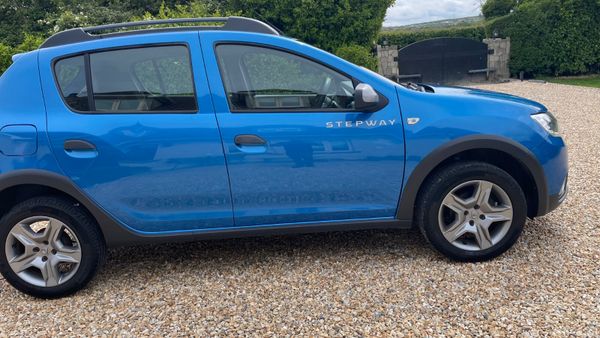 Dacia Sandero Stepway 2017 387859053