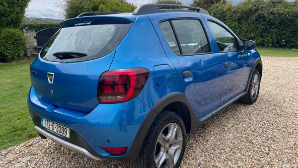 Dacia Sandero Stepway 2017 387859063