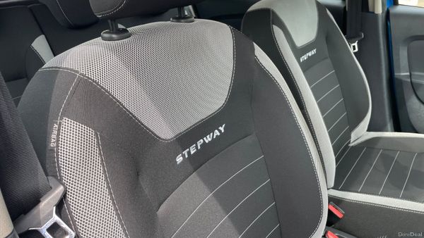 Dacia Sandero Stepway 2017 387859067