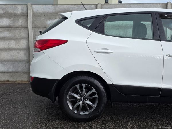 Hyundai ix35 1.7 Diesel Comfort 2WD 115hp 387888395