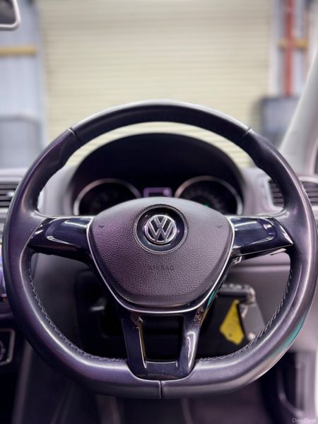 2016 VW Polo 1.2 Petrol - Automatic! 387808955