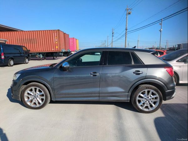 Audi SQ2 387810589