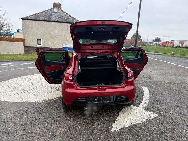 RENAULT CLIO 2018 1.2 PETROL AUTO HIGH SPEC 387820609