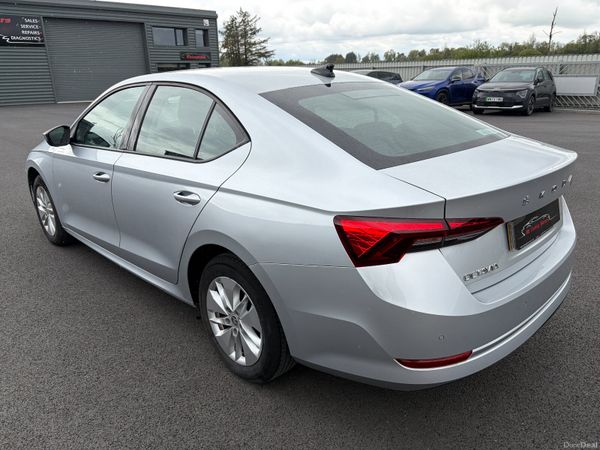 2022 (222) Skoda Octavia SE Tech 2.0 TDI 387831273