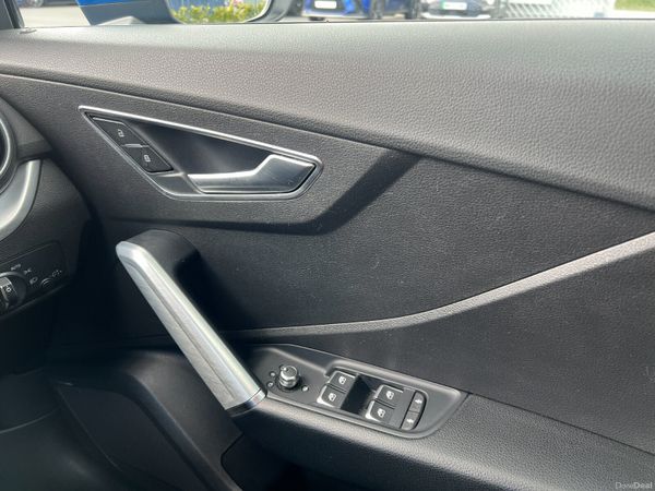 2017 (172) Audi Q2 S Line 1.6 TDI 387831887