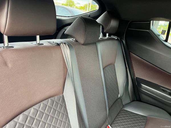 TOYOTA C-HR 2018, 1.8 HYBRID AUTO HIGH SPEC 387943539