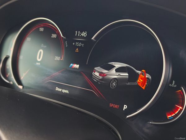 BMW 5-Series 2018 M- SPORT 387978653