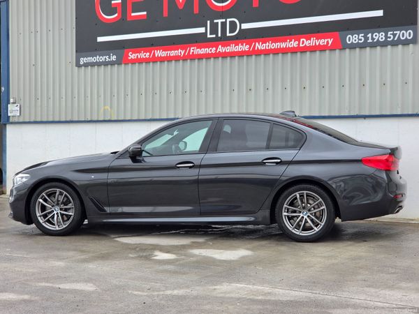 BMW 5-Series 2018 M- SPORT 387978627
