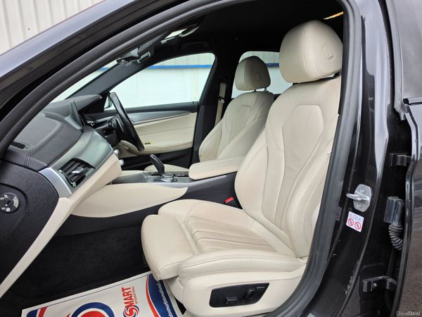 BMW 5-Series 2018 M- SPORT 387978637