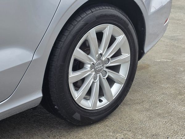 AUDI A3 2015 1.4 TSI AUTO LIKE NEW 387981975