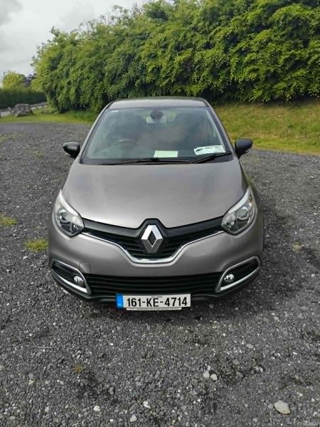 Renault Captur 2016 Low KMs 387912617