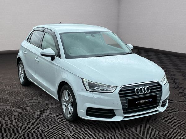 Audi A1  *Automatic* 387916847
