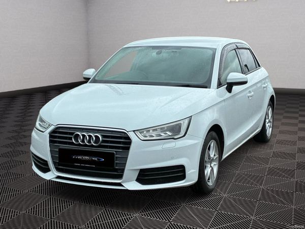 Audi A1  *Automatic* 387916849