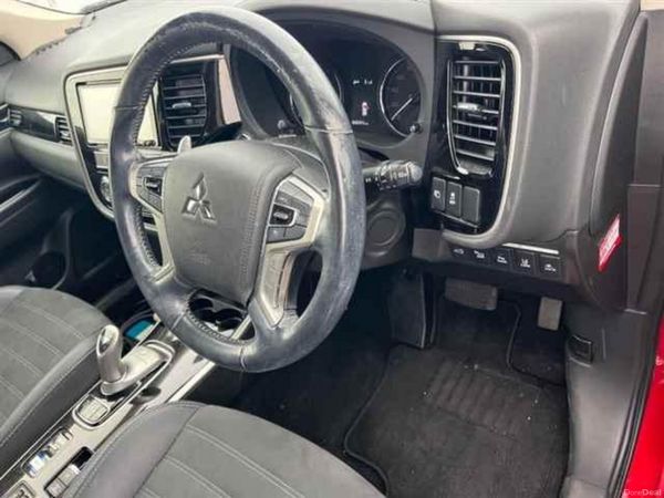 Mitsubishi Outlander 2018 387919837