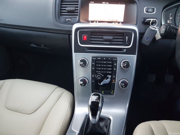 VOLVO S60 .. NEW NCT.. CREAM LEATHER 388041467