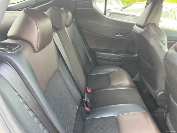 TOYOTA C-HR 2017, 1.8 HYBRIS AUTO LOW KM HIGH SPEC 388045911