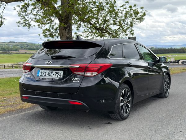 Hyundai i40 2017 comfort plus Low Mileage 388046771