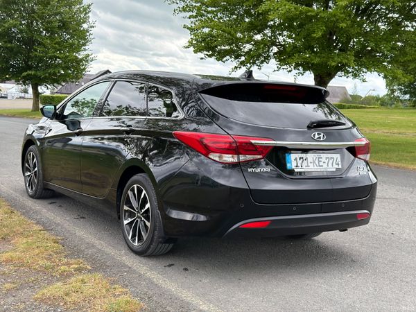 Hyundai i40 2017 comfort plus Low Mileage 388046775