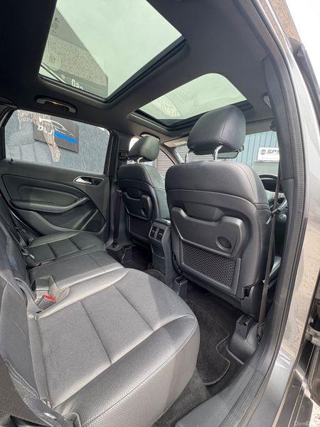 Mercedes B180 1.6 Automatic Pan Roof 388072743