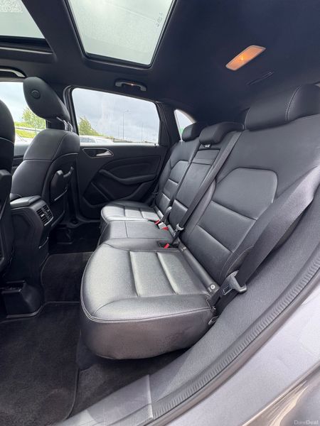 Mercedes B180 1.6 Automatic Pan Roof 388072767