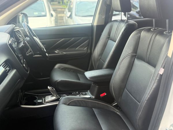 2018 Mitsubishi Oulander Phev G / Premium Package 388075045