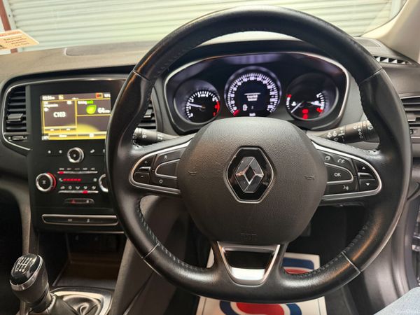 2019 RENAULT MEGANE 388095255