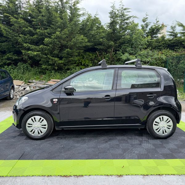 Volkswagen up! 2013 Automatic 388099357