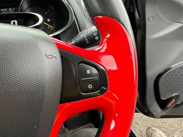 Renault Clio 1.2 petrol. 388007791