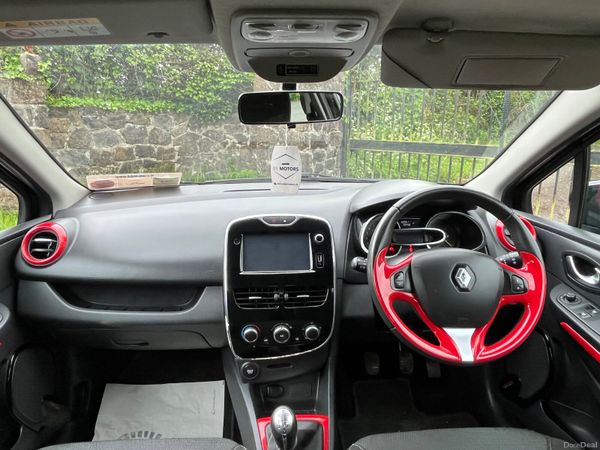 Renault Clio 1.2 petrol. 388007795