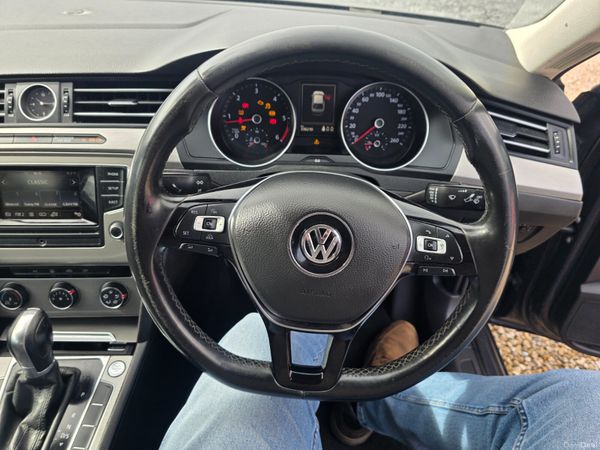Volkswagen Passat Automatic 2016 388011255