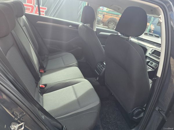 Volkswagen Passat Automatic 2016 388011257