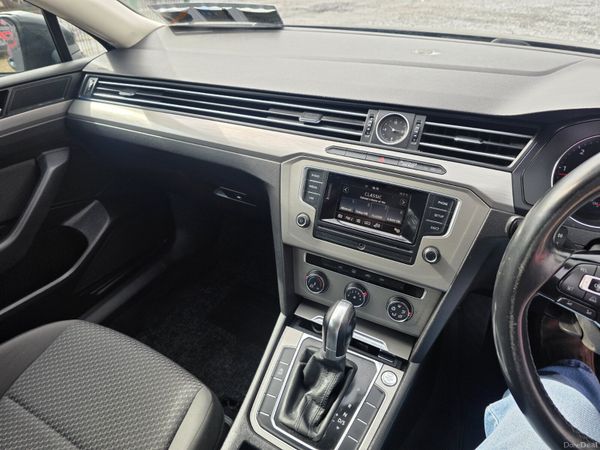 Volkswagen Passat Automatic 2016 388011259